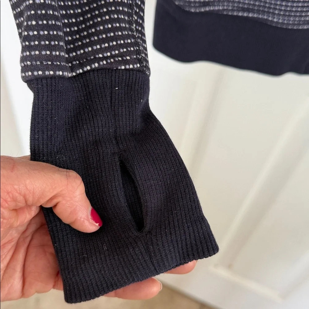 Lululemon Athletica Gray Zip-Up Hoodie - Picture 4 of 8